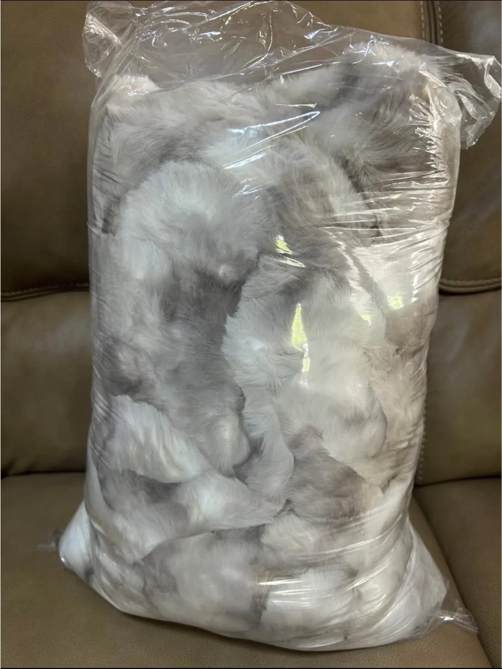 Bedsure GentleSoft Fluffy Fuzzy Twin Blanket, Soft Cozy Fleece Faux Fur Blanket